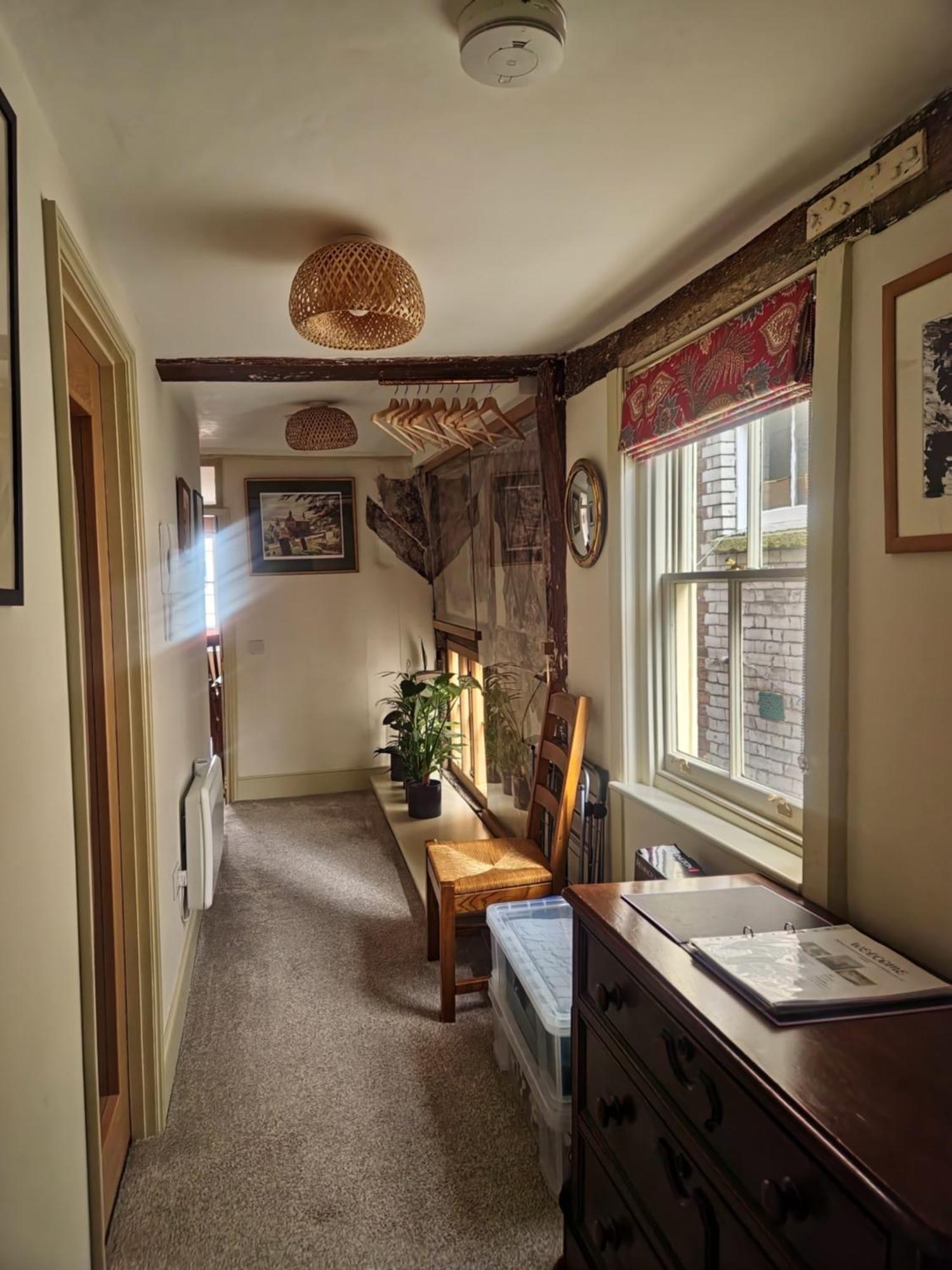 Central Gloucester Self-Catering Flat - A Hidden Gem Esterno foto