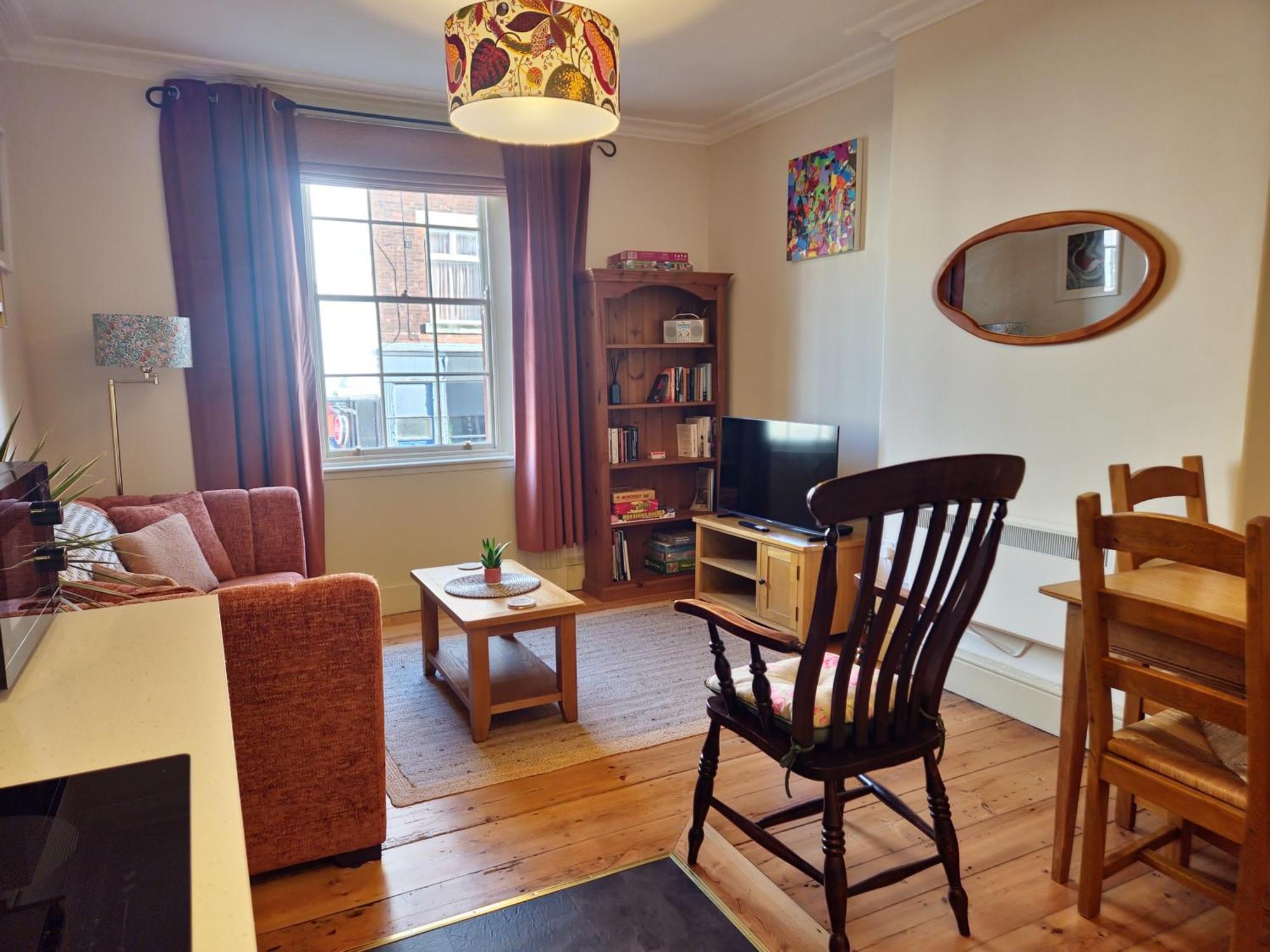 Central Gloucester Self-Catering Flat - A Hidden Gem Esterno foto